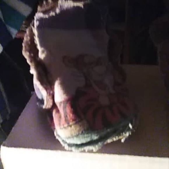 Booties & slippers - Picture 10 of 12